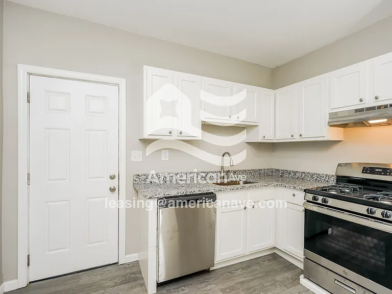 1474994_006_wm_-_kitchen_12892242.jpg