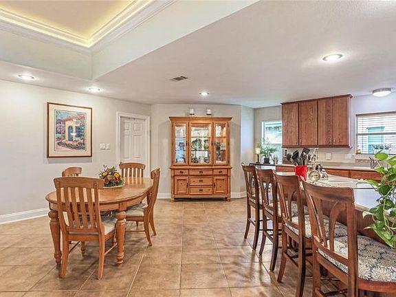 5th image of 212 Eydie Ln