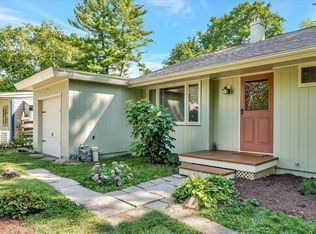 707 Balboa Rd, Champaign, IL 61820