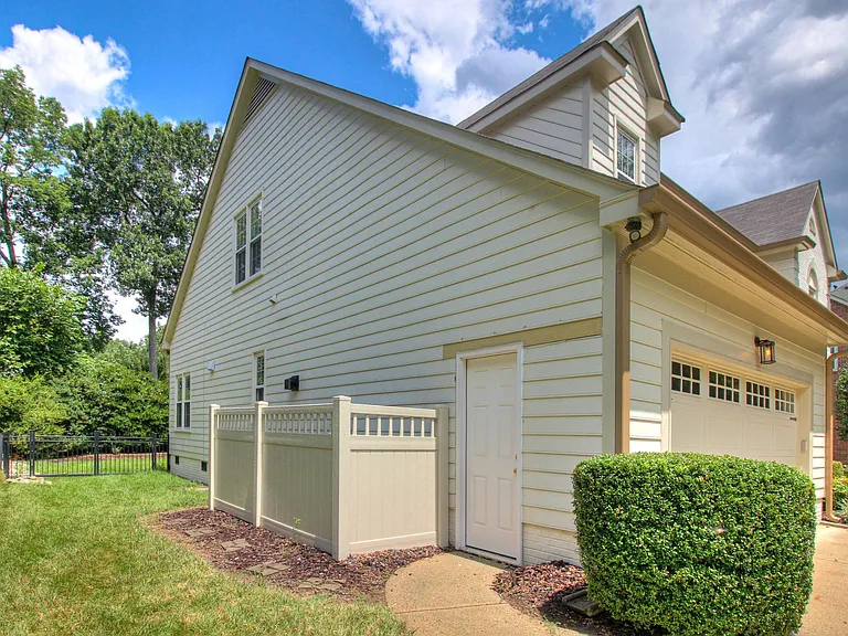 6615 Fairhope Ct — Photo 23