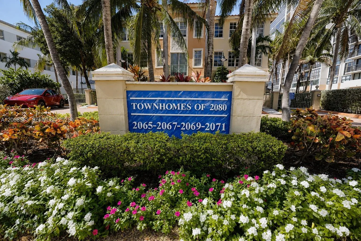 2080 Ocean Drive Condo — Photo 3