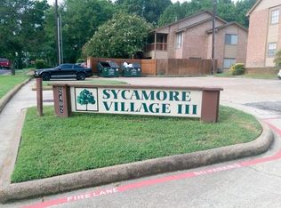 2402 Sycamore Ave, Huntsville, TX 77340