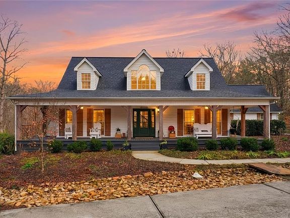 2nd image of 3955 Hiram Lithia Springs Rd