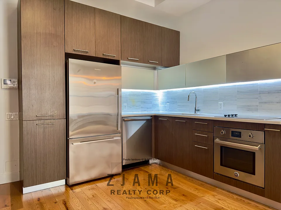 72 Willoughby St #3D