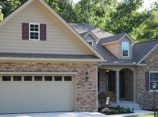 163 Markham Ln, Fairfield Glade, TN 38558
