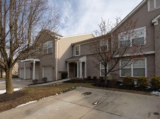 2256 Devlin Pl UNIT 300, Crescent Springs, KY 41017