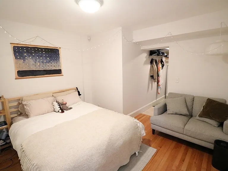 30 Upland Rd #14 — Photo 2