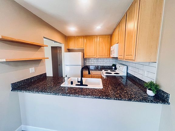 5th image of 589 N Johnson Ave Unit 235