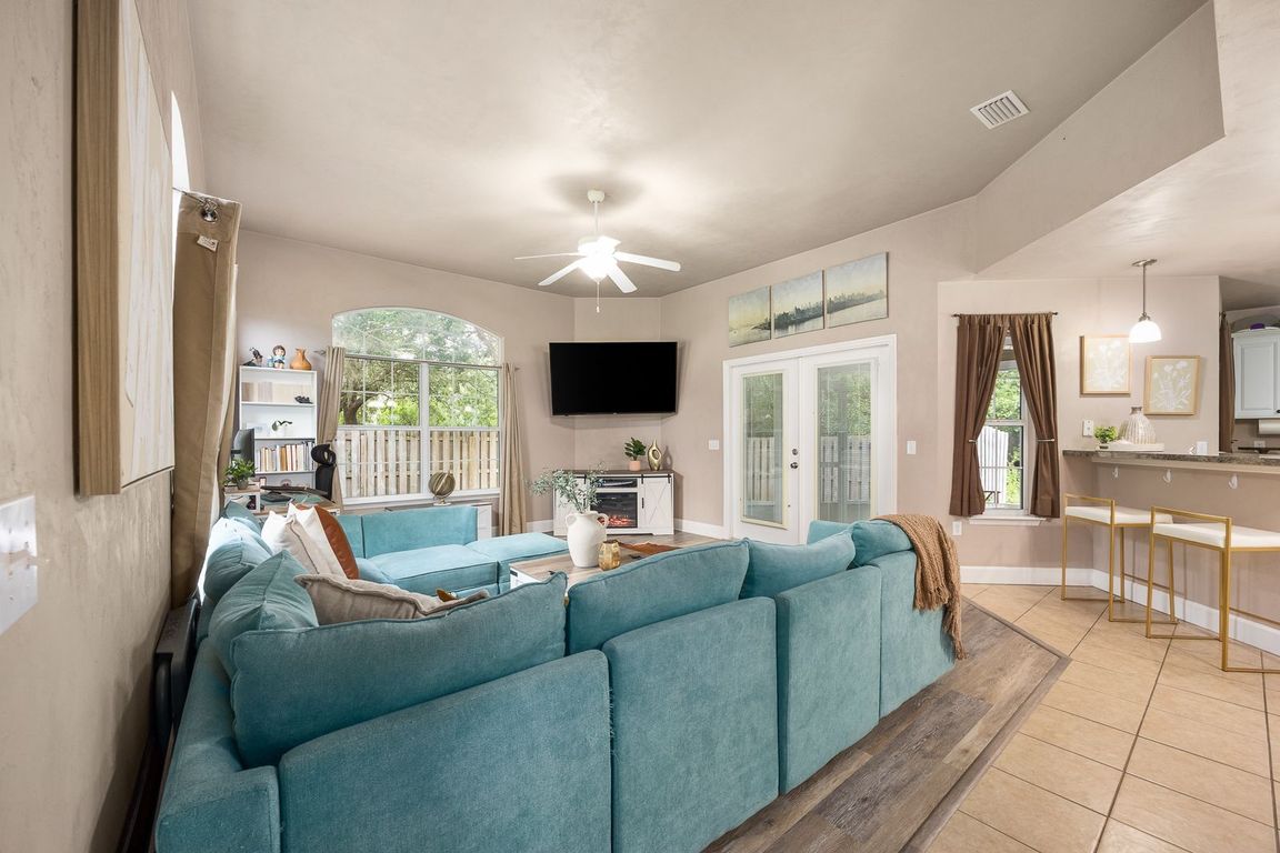 next background image