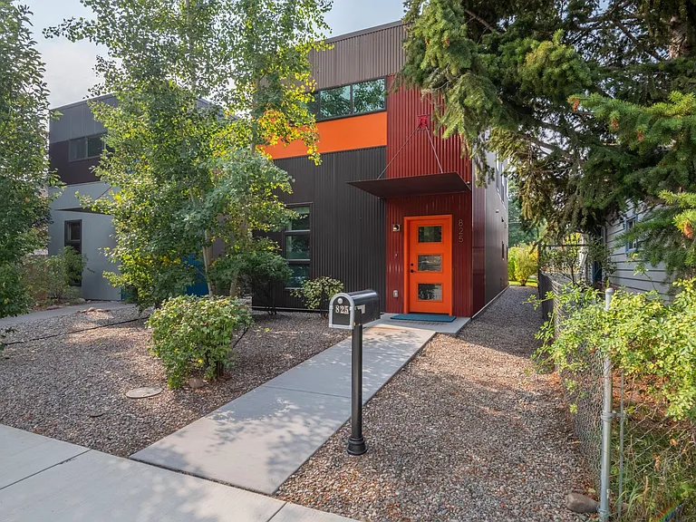 825 N 6th St W — Photo 33