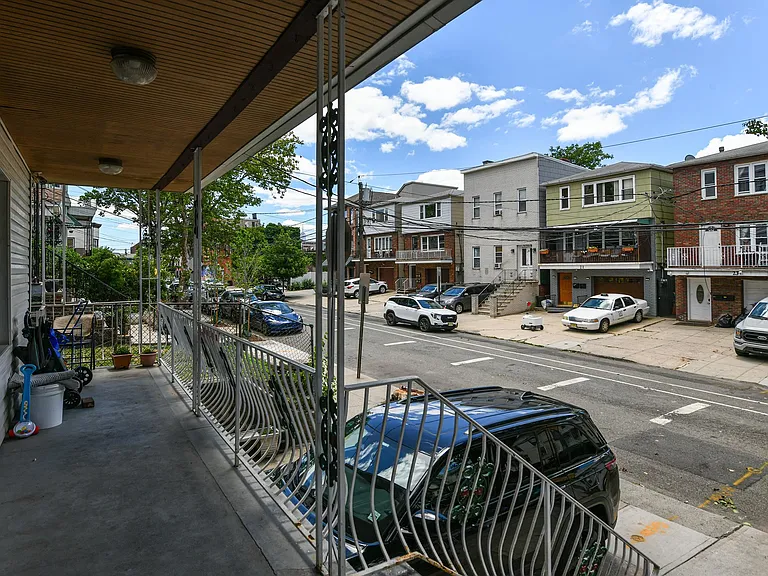 26 Charles St #1 — Photo 33