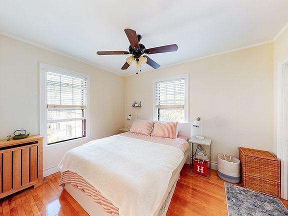 5th image of 36 Ash St #204