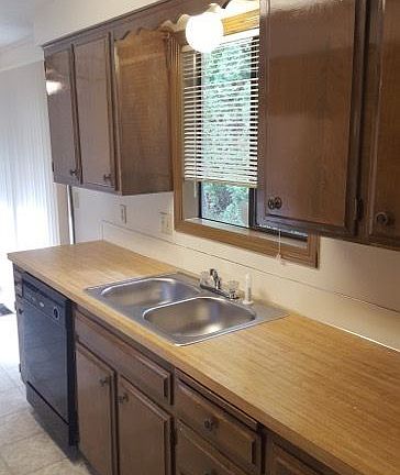 4th image of 607 19th St NE #5941963