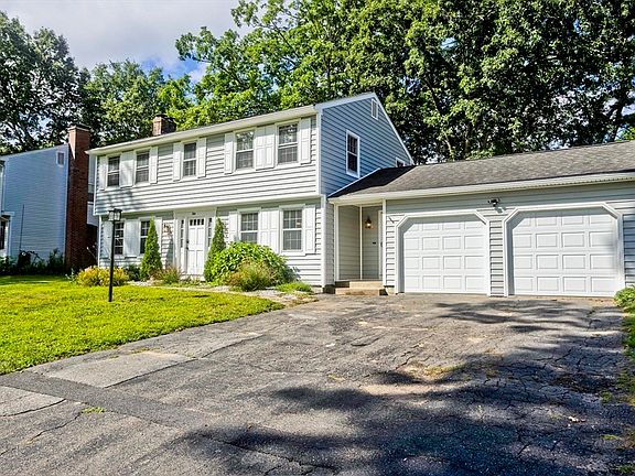 2nd image of 50 Crystal Brook Dr