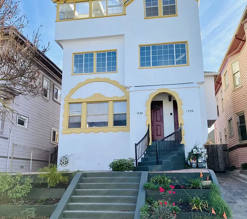 1530-1532 Filbert St