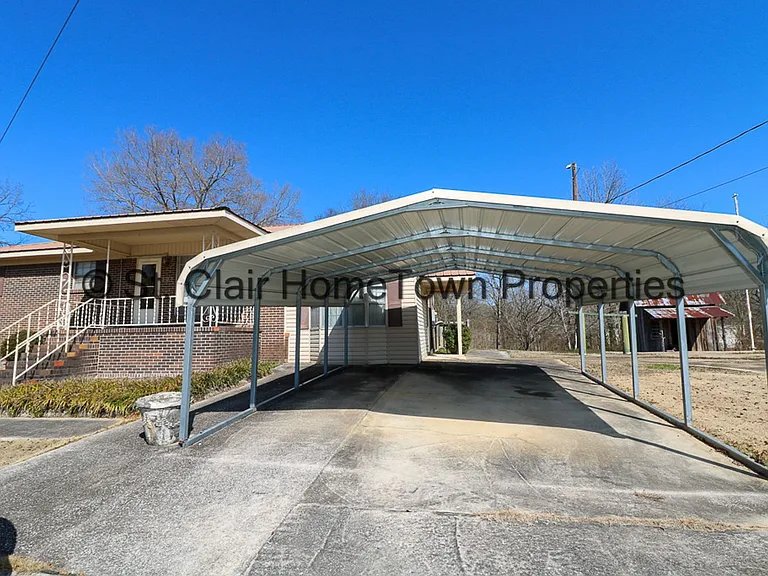 321 Green Branch Rd — Photo 5