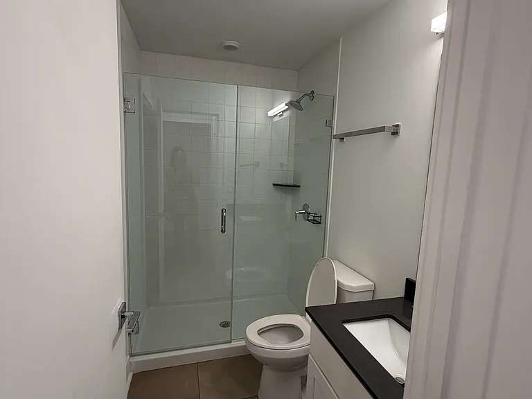 25 Eleanor St #205 — Photo 13