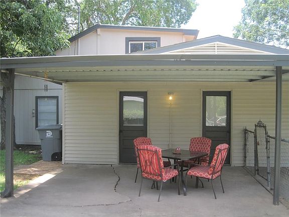 3rd image of 12232 Gardenia Dr