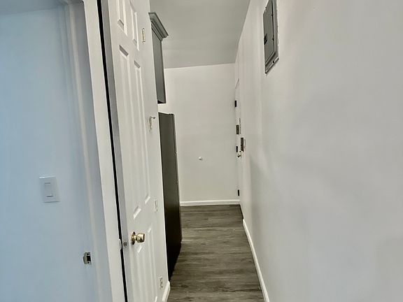 3rd image of 2023 Bedford Ave APT A2