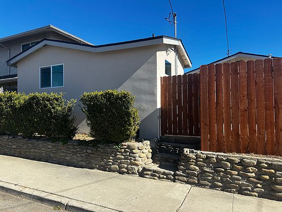2nd image of 207 S Pacific Ave