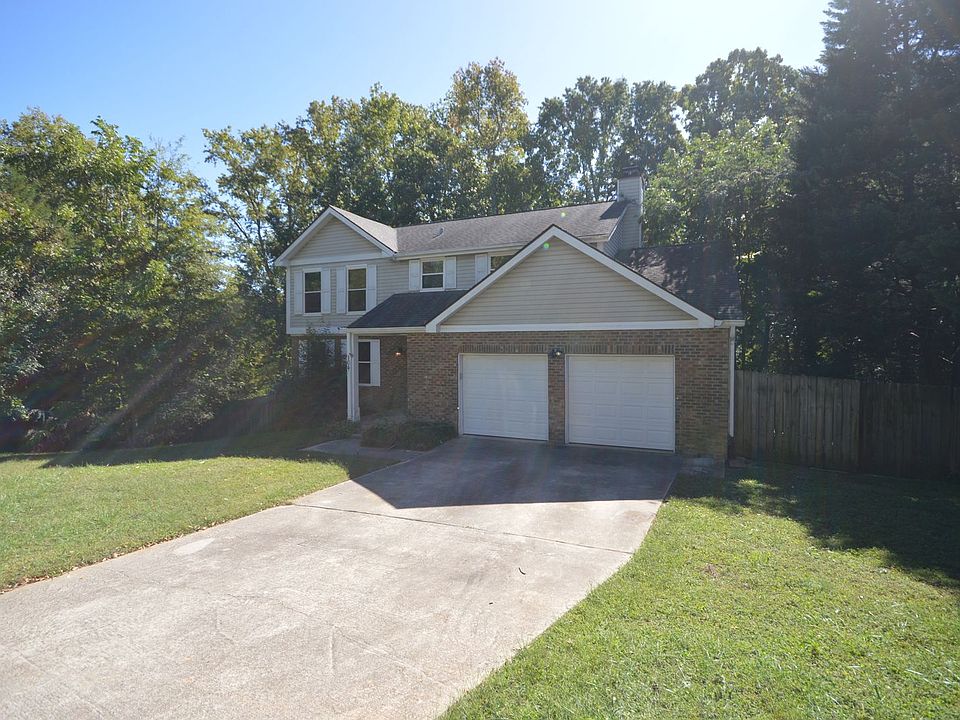 1st image of 104 Smokehouse Ln
