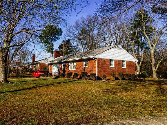 5th image of 1034 N Chambliss St