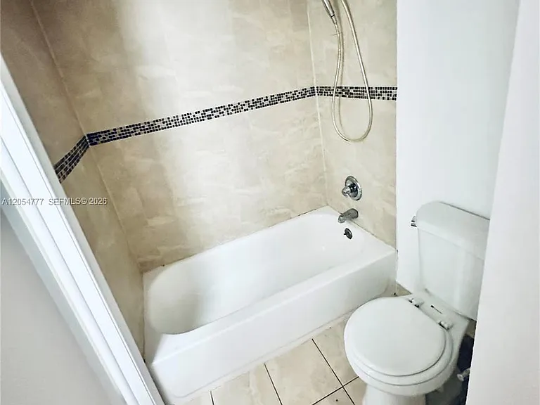 4111 Stirling Rd #408 — Photo 11
