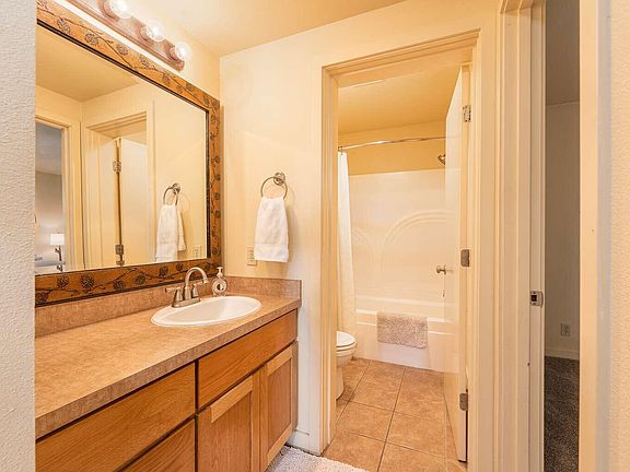 5th image of 18575 SW Century Dr #522