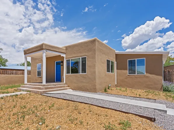 1707 Espinacitas St #A, Santa Fe, NM 87505