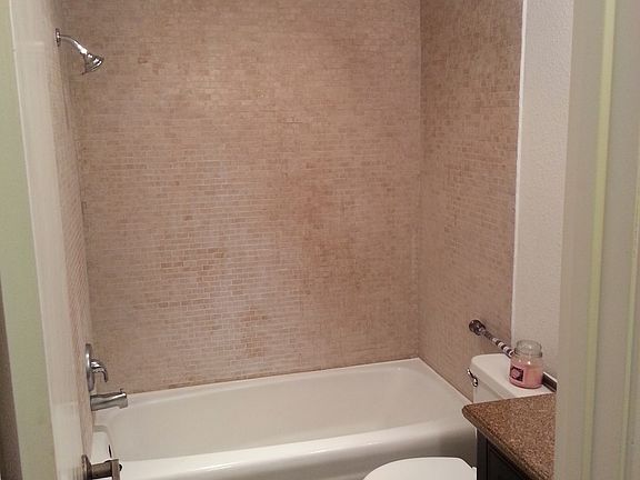 4th image of 9022 Manning Ave