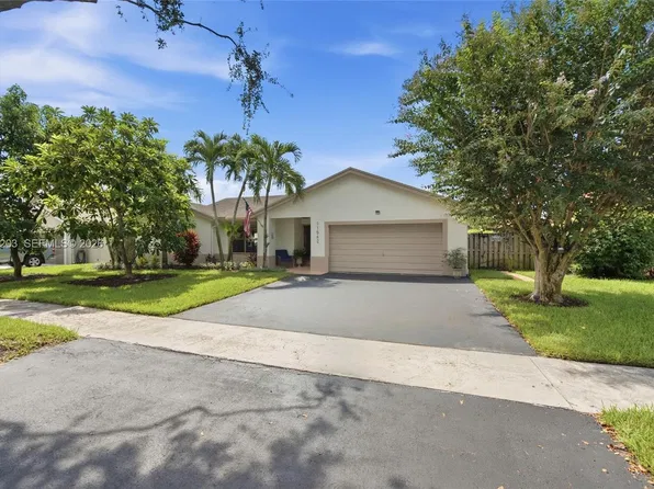 11562 SW 51st Ct, Cooper City, FL 33330