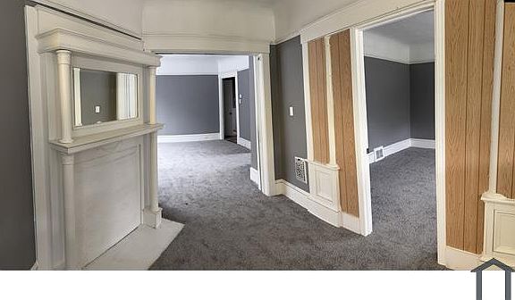 2nd image of 10527 Earle Ave #2