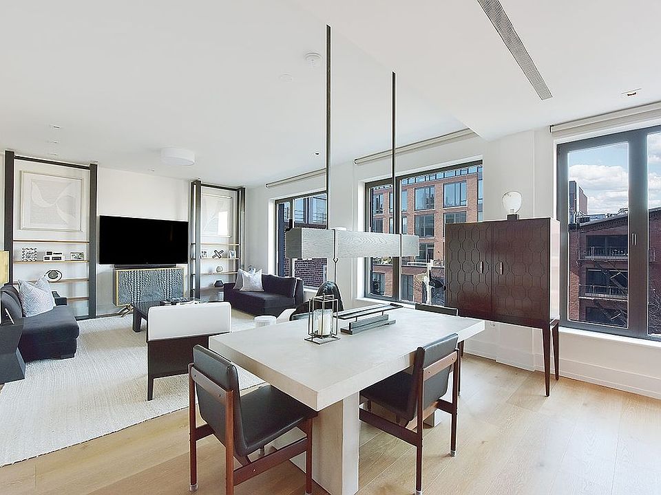 1st image of 465 Washington St Floor 7