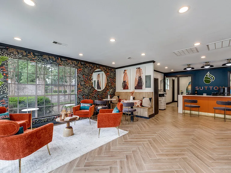 The Sutton Apartments — Photo 41