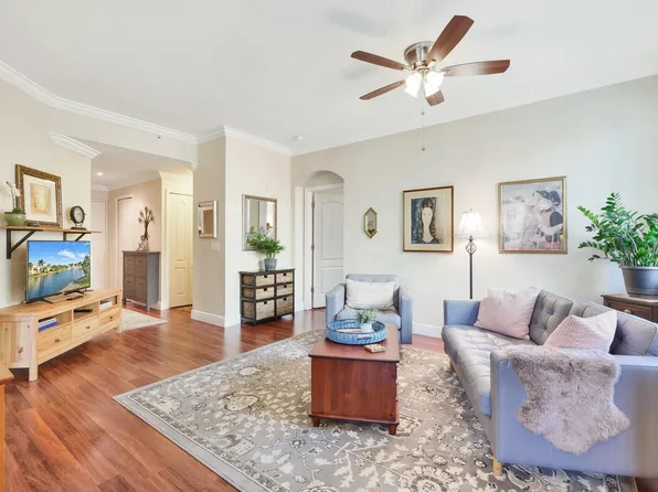 11020 Legacy Drive #202, Palm Beach Gardens, FL 33410