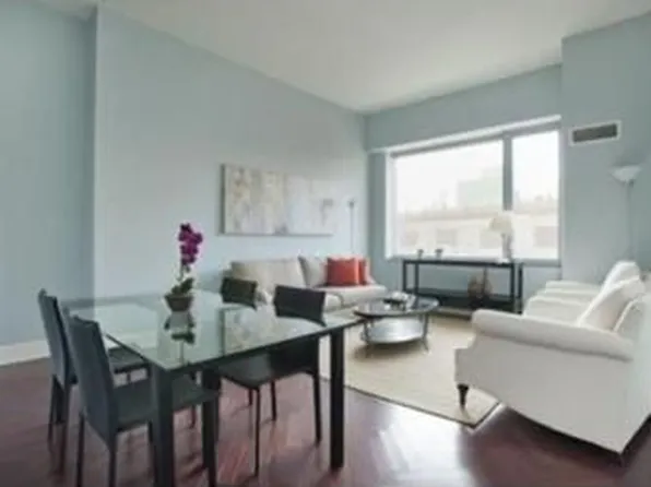 1 Charles St #802, Boston, MA 02114