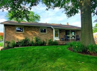 1612 Locust St S, Canal Fulton, OH 44614