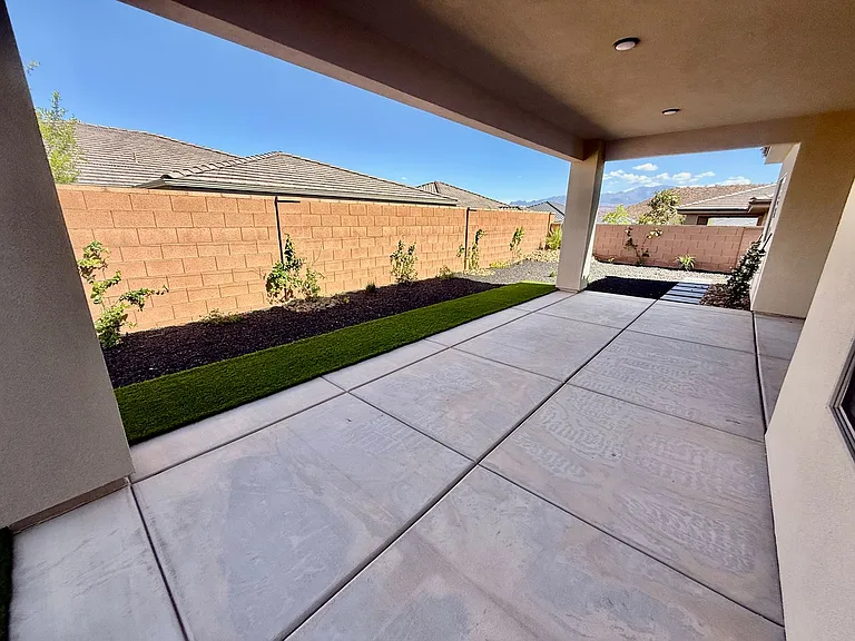 506 S Martignano Way — Photo 30
