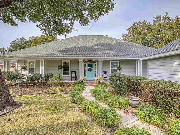 4th image of 2704 Sunrunner Ln