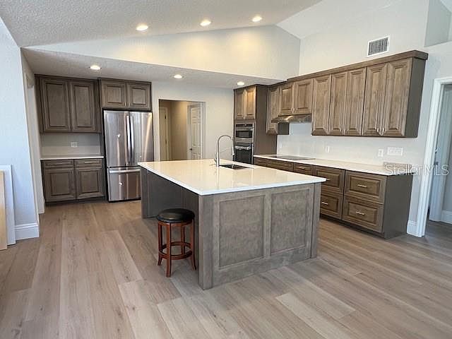 2nd image of 2800 Conway Gardens Rd