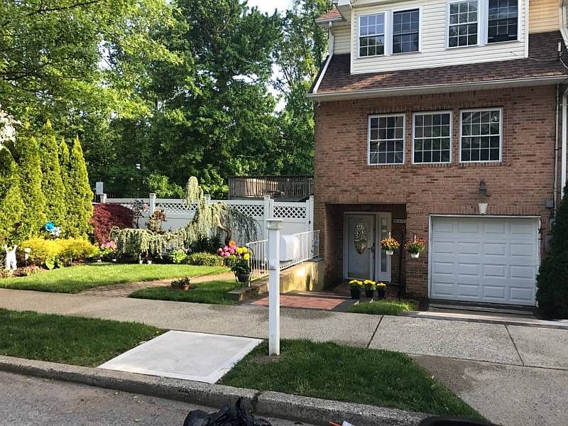 1st image of 28 Walcott Ave