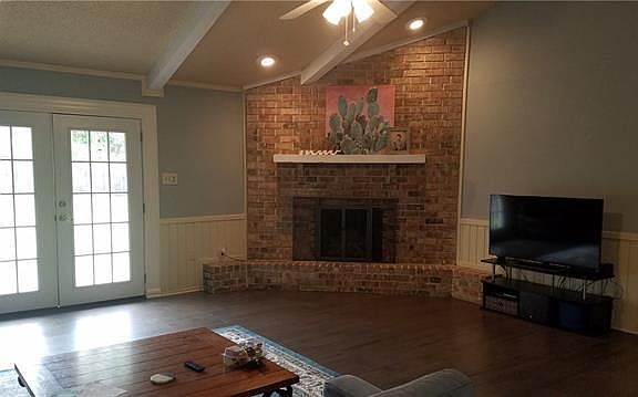 4th image of 253 Firethorn Dr