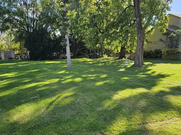 10125 S 81st Ct, Palos Hills, IL 60465