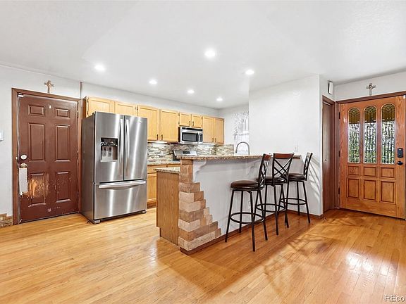 4th image of 455 Ingalls Street