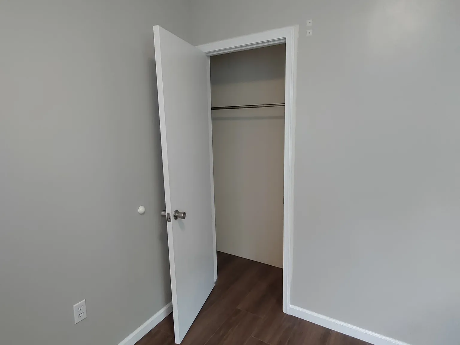 342 Broad St — Photo 3