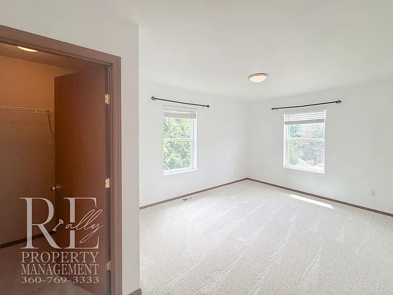 21050 Brevik Pl NW — Photo 25