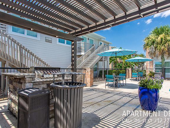 5th image of 18 Seahorse Dr #676