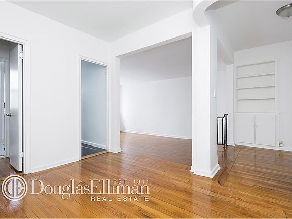 3rd image of 225 E 47th St APT 2C