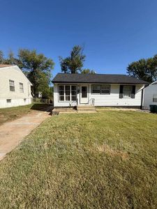 329 Caithness Rd, Saint Louis, MO, 63137