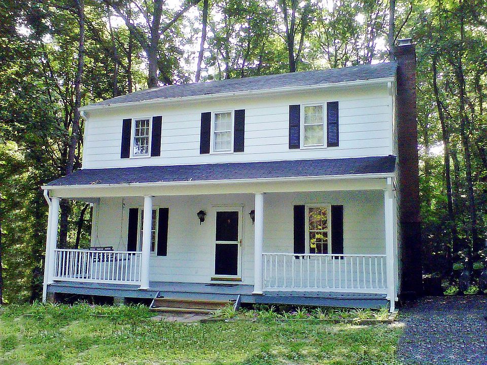 1st image of 107 Mosswood Ct